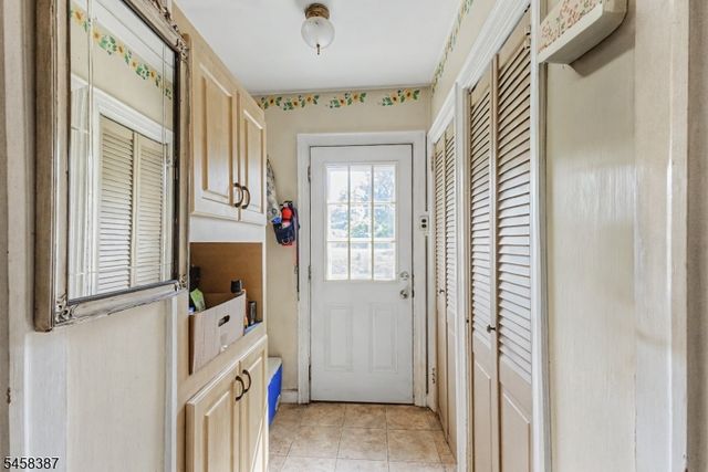 137 Mckinley Ave, East Hanover Twp., NJ 07936