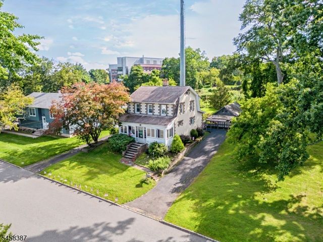 137 Mckinley Ave, East Hanover Twp., NJ 07936