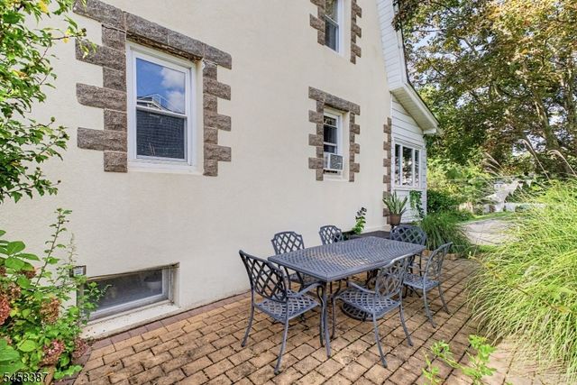 137 Mckinley Ave, East Hanover Twp., NJ 07936