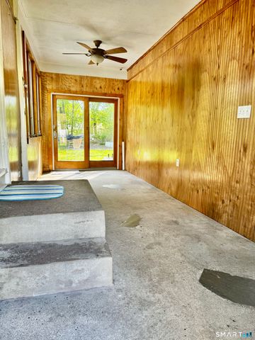 10 Monroe Street, North Haven, CT 06473