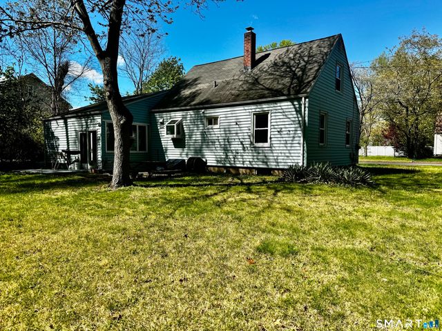 10 Monroe Street, North Haven, CT 06473