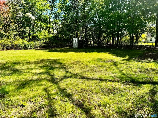 10 Monroe Street, North Haven, CT 06473
