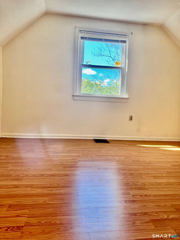 10 Monroe Street, North Haven, CT 06473