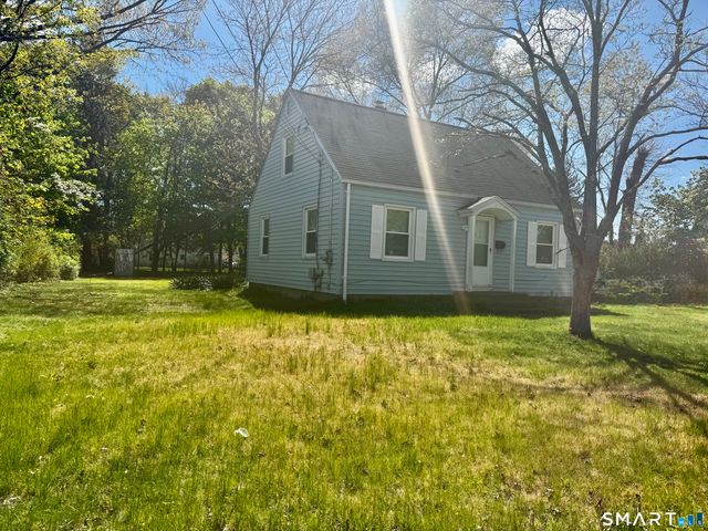 10 Monroe Street, North Haven, CT 06473