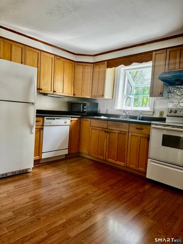 10 Monroe Street, North Haven, CT 06473