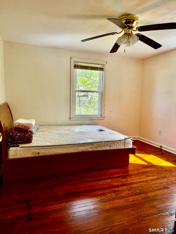 10 Monroe Street, North Haven, CT 06473