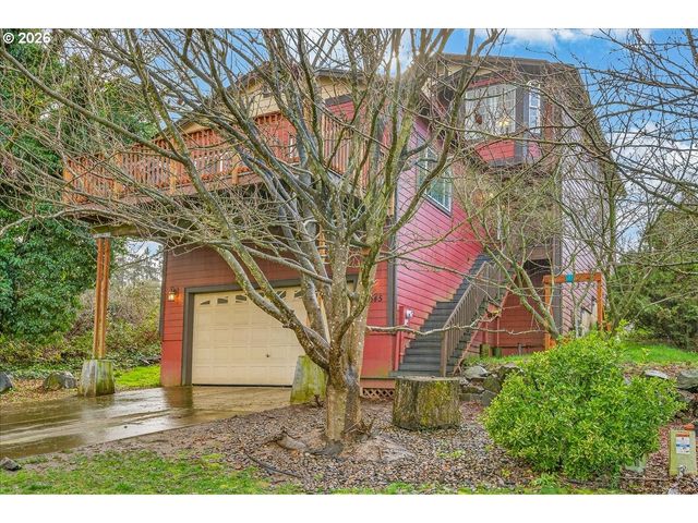 1645 3rd St, Columbia City, OR 97018