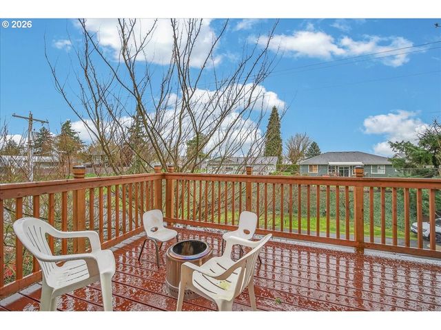 1645 3rd St, Columbia City, OR 97018