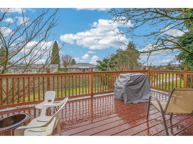 1645 3rd St, Columbia City, OR 97018