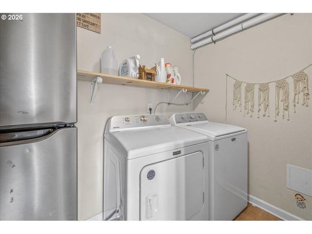 1645 3rd St, Columbia City, OR 97018