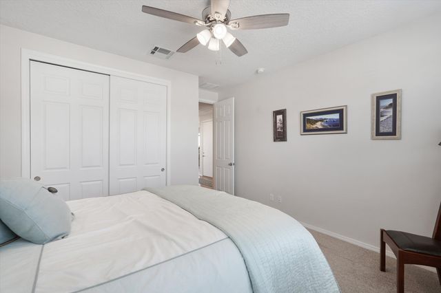 1412 Valle De Colores Street NW, Los Lunas, NM 87031