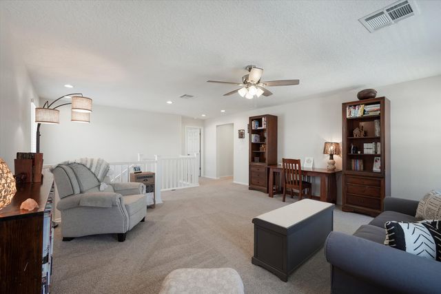 1412 Valle De Colores Street NW, Los Lunas, NM 87031