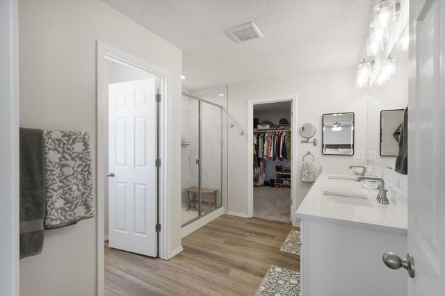 1412 Valle De Colores Street NW, Los Lunas, NM 87031