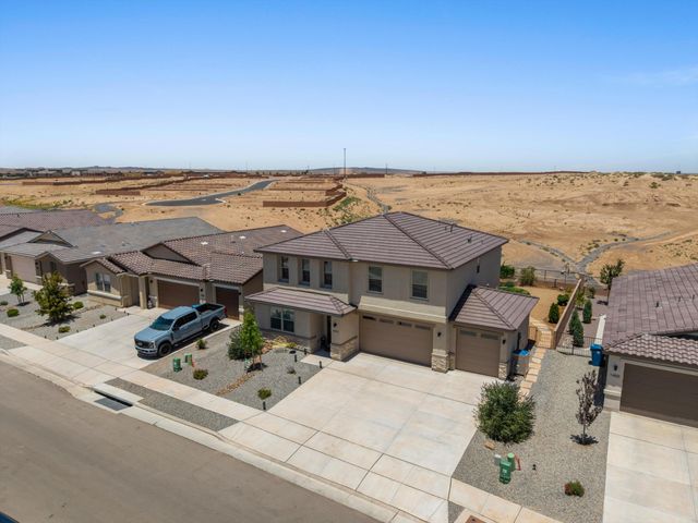 1412 Valle De Colores Street NW, Los Lunas, NM 87031