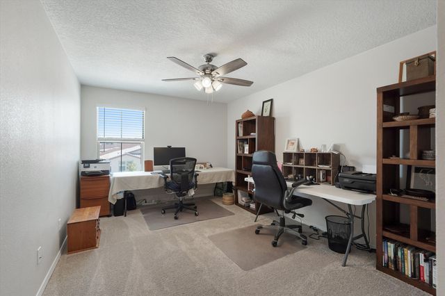 1412 Valle De Colores Street NW, Los Lunas, NM 87031