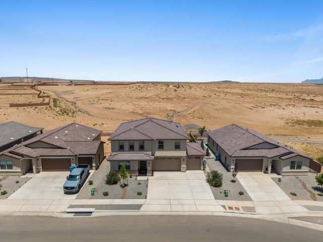 1412 Valle De Colores Street NW, Los Lunas, NM 87031