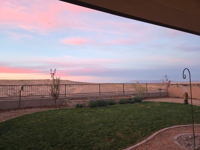 1412 Valle De Colores Street NW, Los Lunas, NM 87031