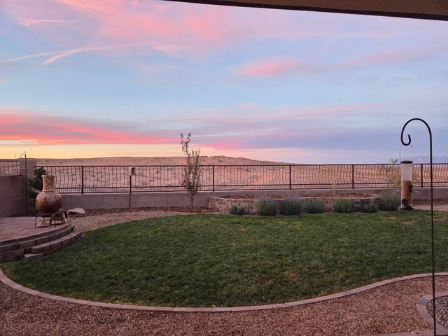 1412 Valle De Colores Street NW, Los Lunas, NM 87031