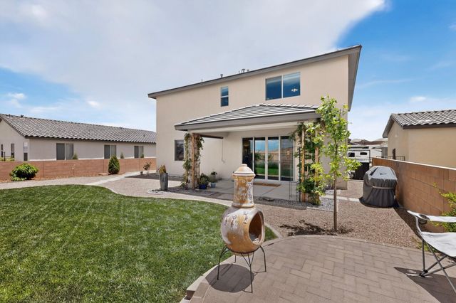 1412 Valle De Colores Street NW, Los Lunas, NM 87031