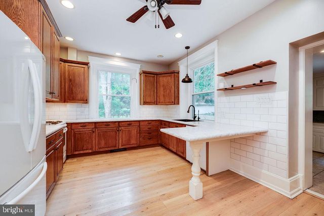 1501 HILL RD, Reading, PA 19602
