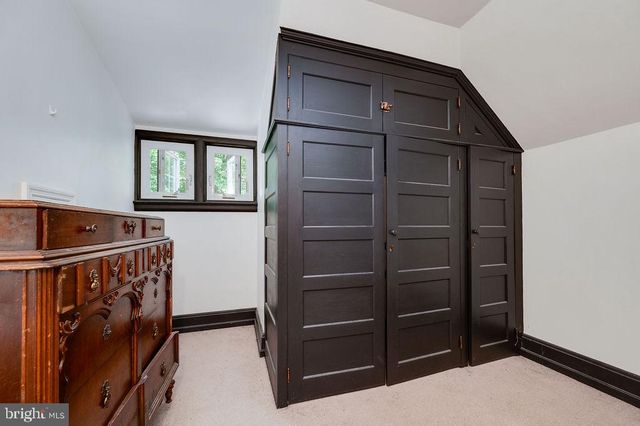 1501 HILL RD, Reading, PA 19602