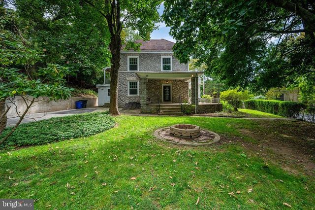 1501 HILL RD, Reading, PA 19602
