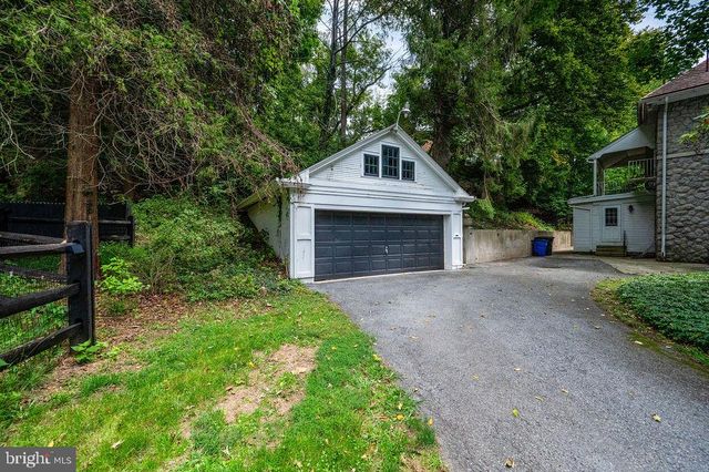 1501 HILL RD, Reading, PA 19602