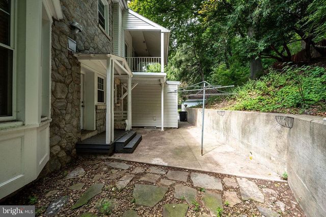 1501 HILL RD, Reading, PA 19602