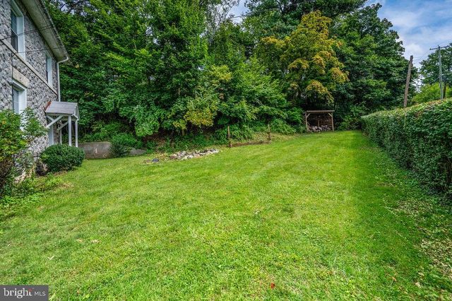 1501 HILL RD, Reading, PA 19602