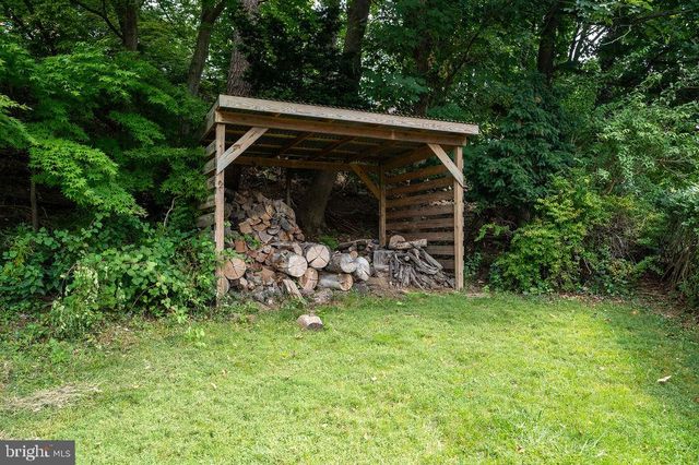 1501 HILL RD, Reading, PA 19602
