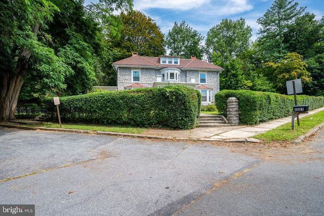 1501 HILL RD, Reading, PA 19602