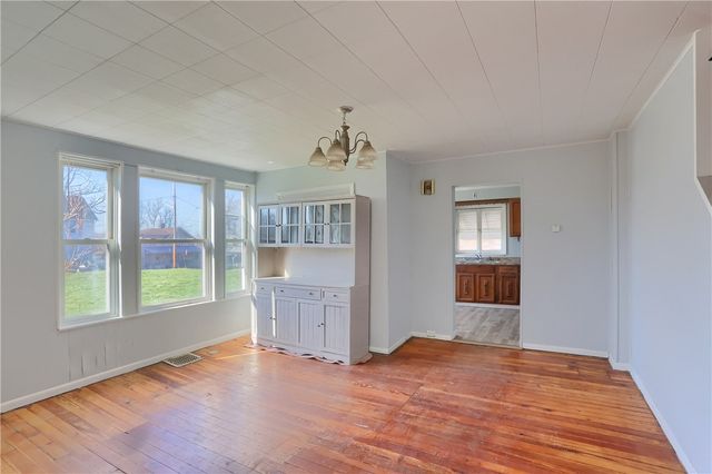 514 Pearson St, New Castle, PA 16101