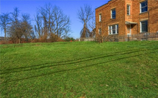 514 Pearson St, New Castle, PA 16101