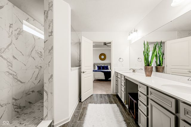 15469 Eastpark Circle W, Fishers, IN 46037