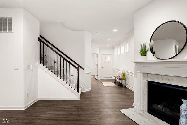 15469 Eastpark Circle W, Fishers, IN 46037