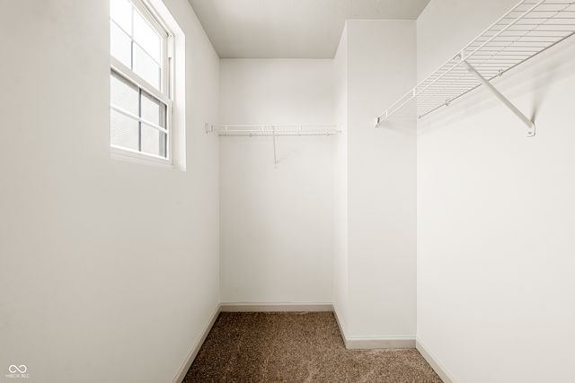 15469 Eastpark Circle W, Fishers, IN 46037