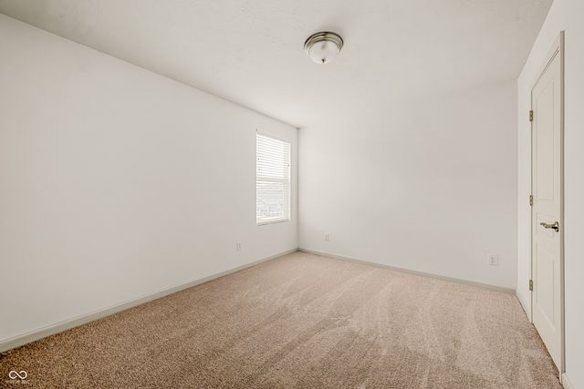 15469 Eastpark Circle W, Fishers, IN 46037