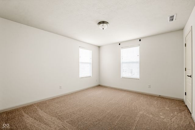 15469 Eastpark Circle W, Fishers, IN 46037