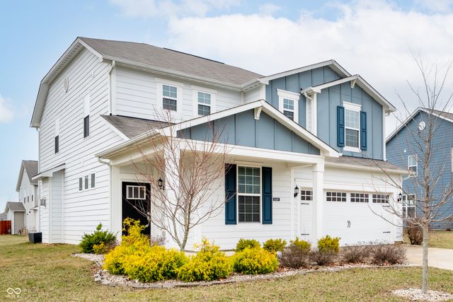 15469 Eastpark Circle W, Fishers, IN 46037