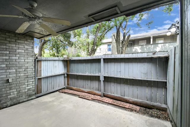 9700 Leawood Boulevard 1405, Houston, TX 77099