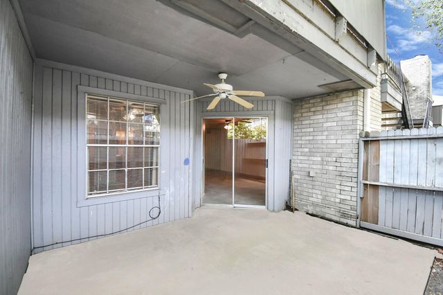 9700 Leawood Boulevard 1405, Houston, TX 77099