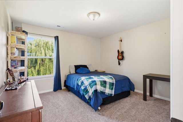 2821 Covey Court, Cedar Falls, IA 50613