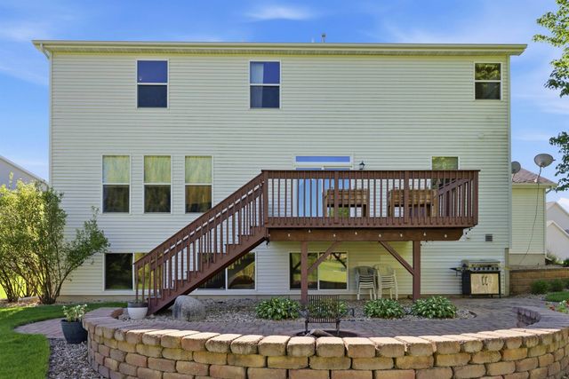2821 Covey Court, Cedar Falls, IA 50613