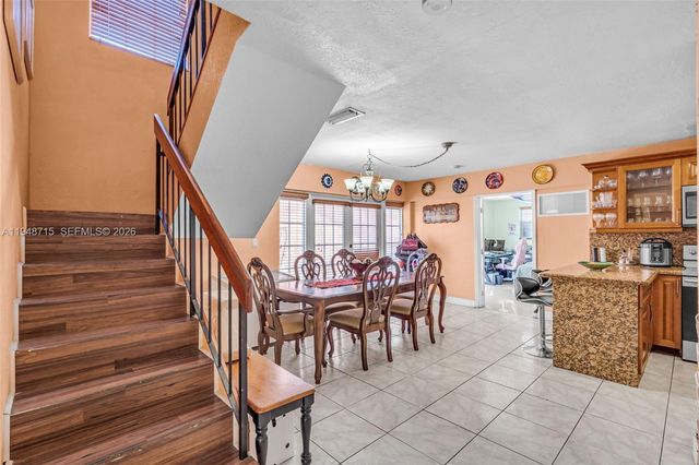 9085 Grand Canal Dr, Miami, FL 33174