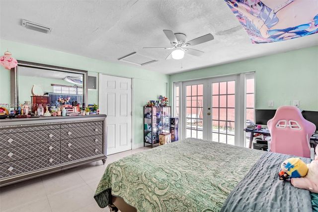 9085 Grand Canal Dr, Miami, FL 33174