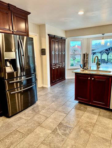 730 Indian Creek Rd, Cumberland Furnace, TN 37051