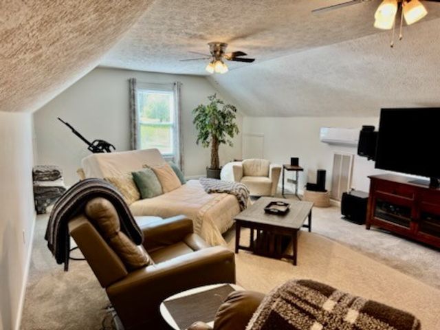 730 Indian Creek Rd, Cumberland Furnace, TN 37051
