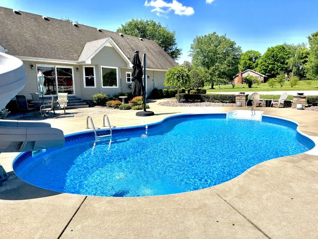 730 Indian Creek Rd, Cumberland Furnace, TN 37051