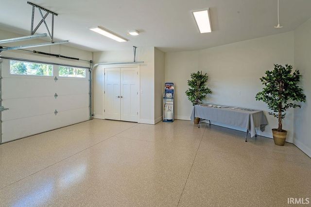 306 Blue River Drive, Knightstown, IN 46148