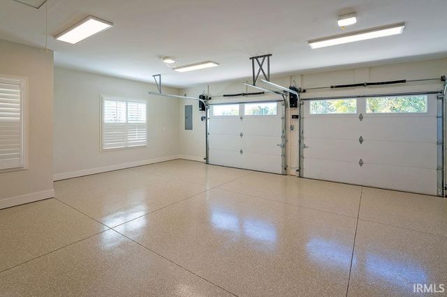 306 Blue River Drive, Knightstown, IN 46148